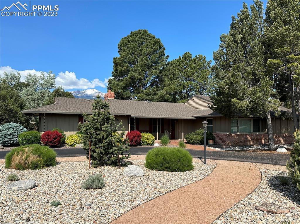 3150 Rockbrook Ln., Colorado Springs, CO 80904