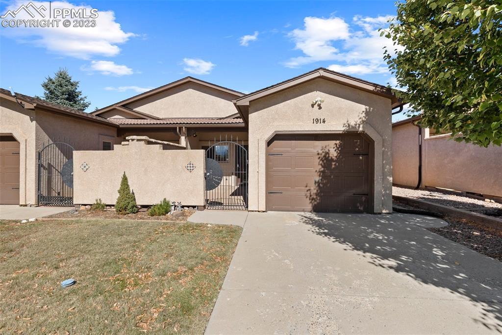 1914 Ocaso Grove, Colorado Springs, CO 80904