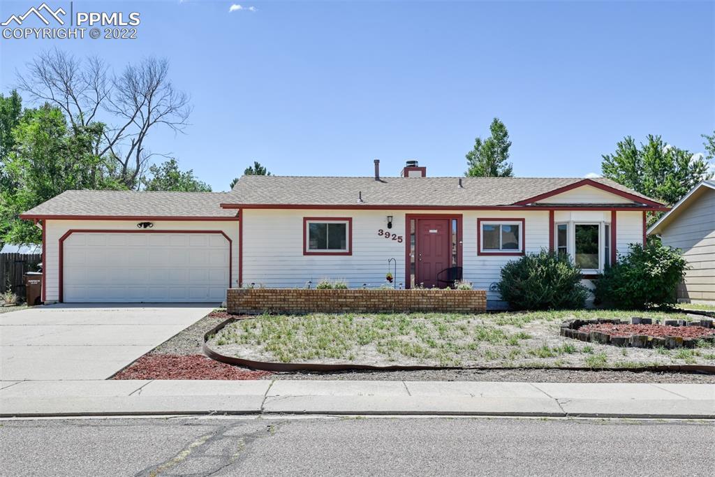 3925 Dewpoint Dr., Colorado Springs, CO 80920