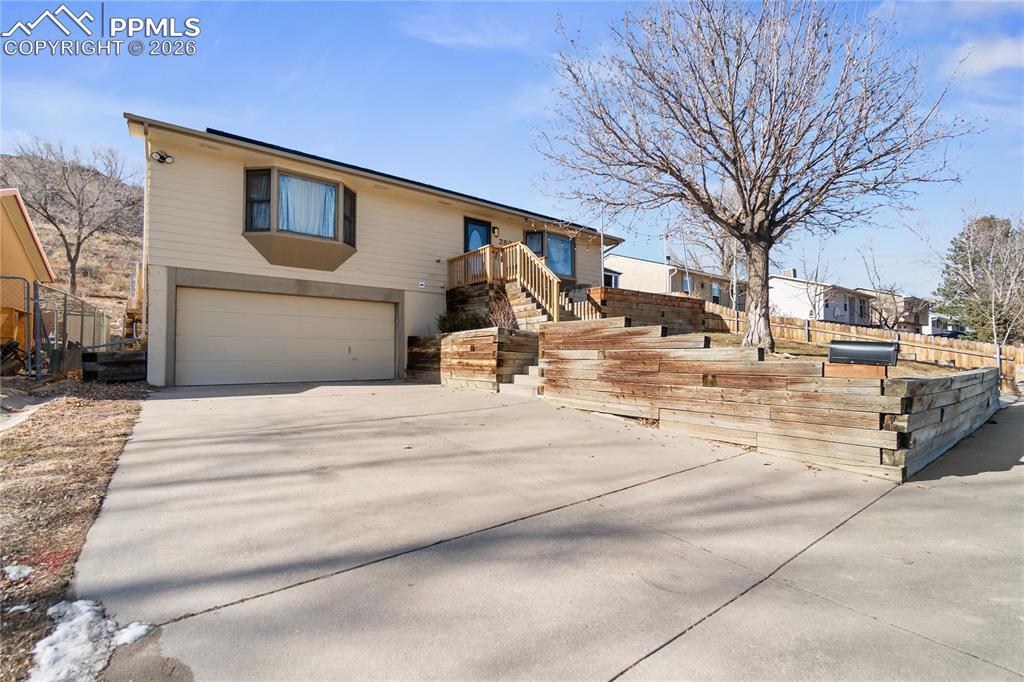 2804 Straus Ln., Colorado Springs, CO 80907
