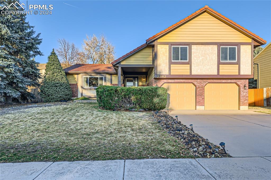 2382 Langholm Dr., Colorado Springs, CO 80920