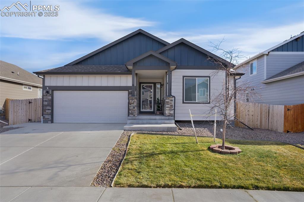 6111 Meadowbank Ln., Colorado Springs, CO 80925