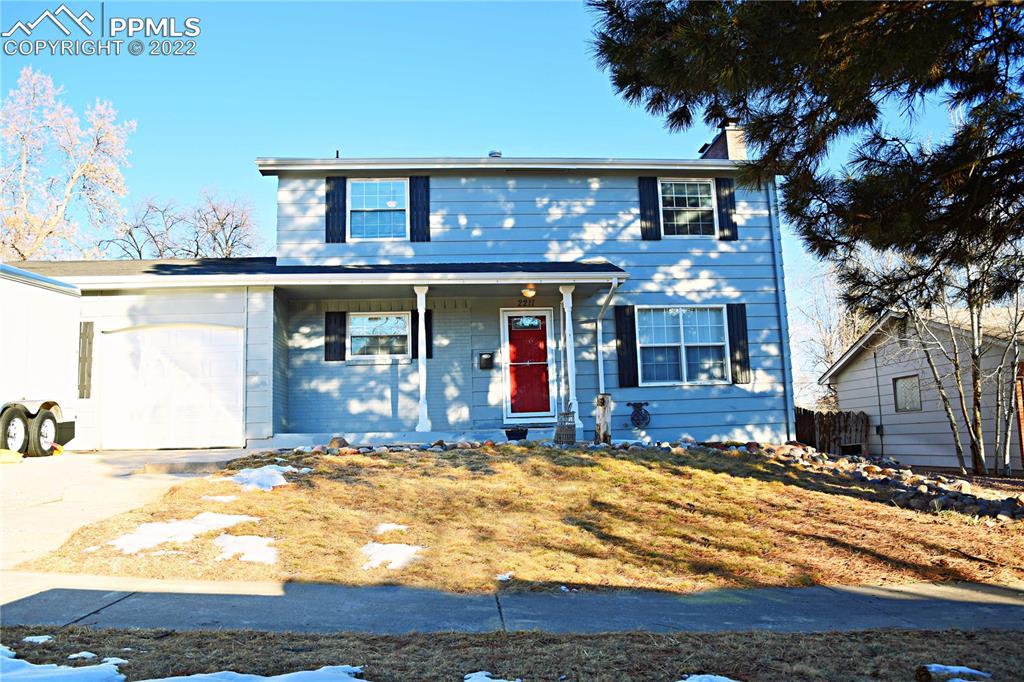 2211 Glenn Summer Rd., Colorado Springs, CO 80909
