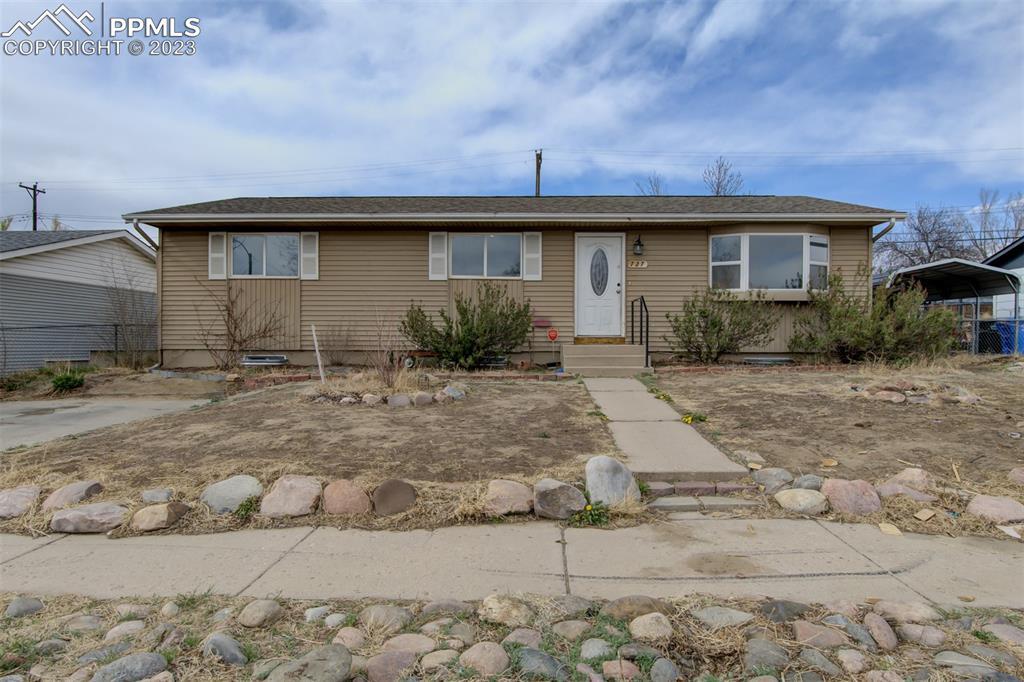 727 Winnepeg Dr., Colorado Springs, CO 80910