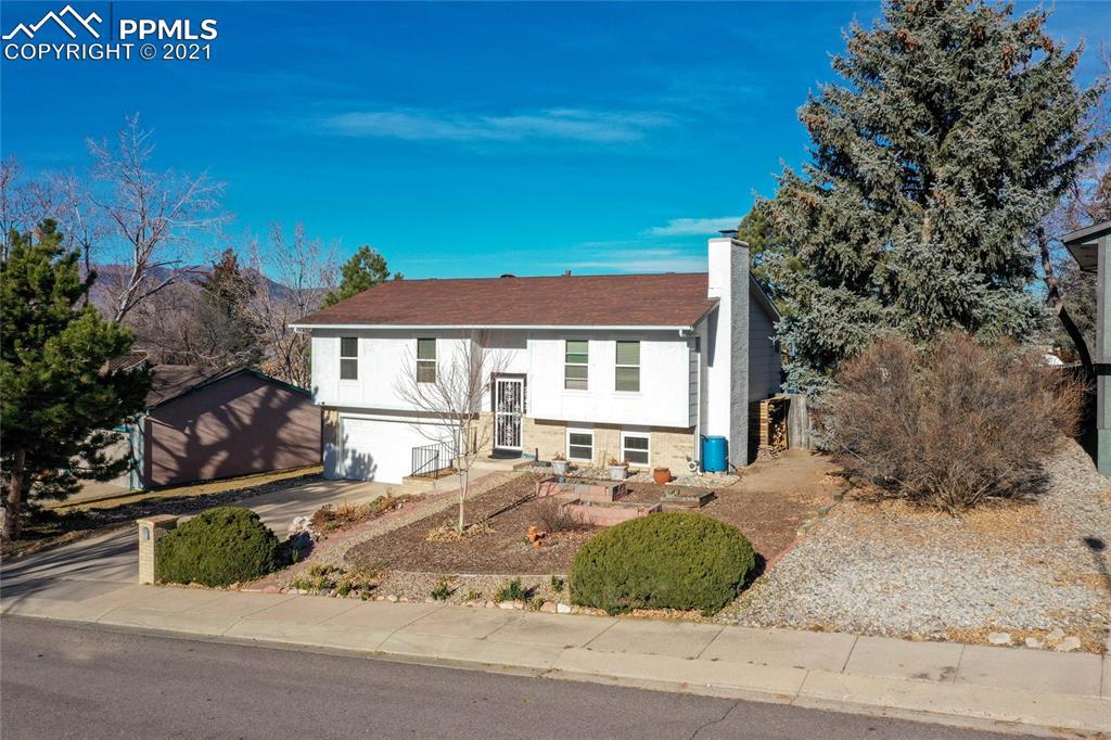 2942 Keystone Cir., Colorado Springs, CO 80918