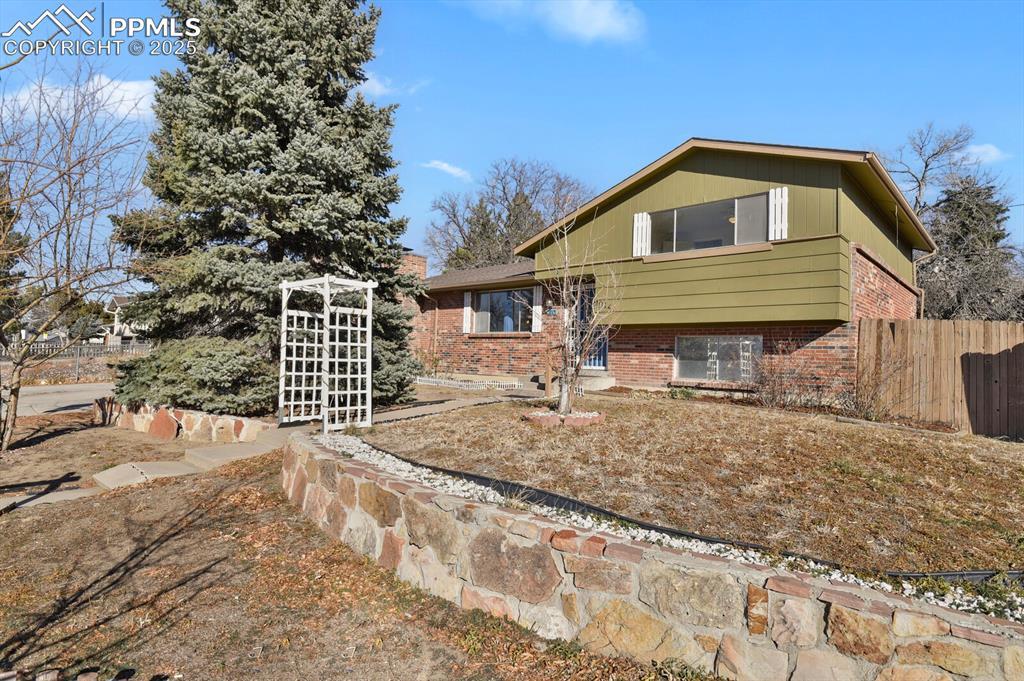 1014 Sable Blvd., Aurora, CO 80011