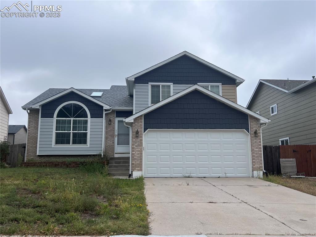 7925 Chancellor Dr., Colorado Springs, CO 80920