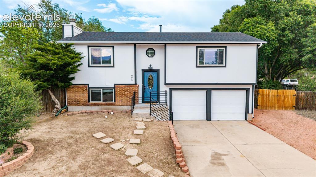 995 W Nolte Dr., Colorado Springs, CO 80916