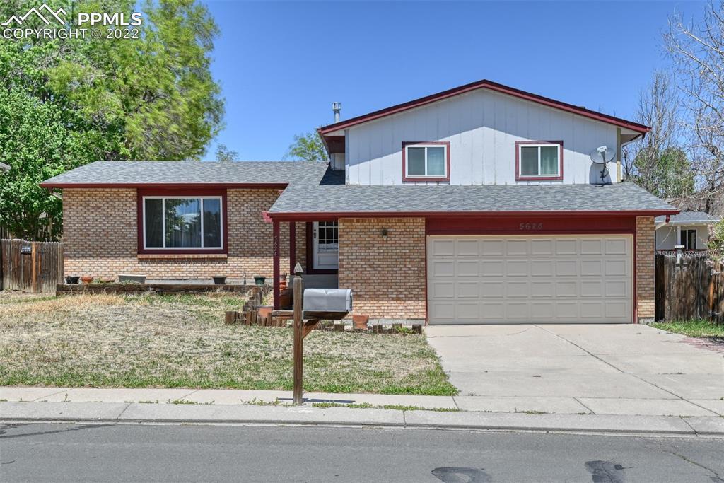5624 N Buckskin Pass Dr., Colorado Springs, CO 80917