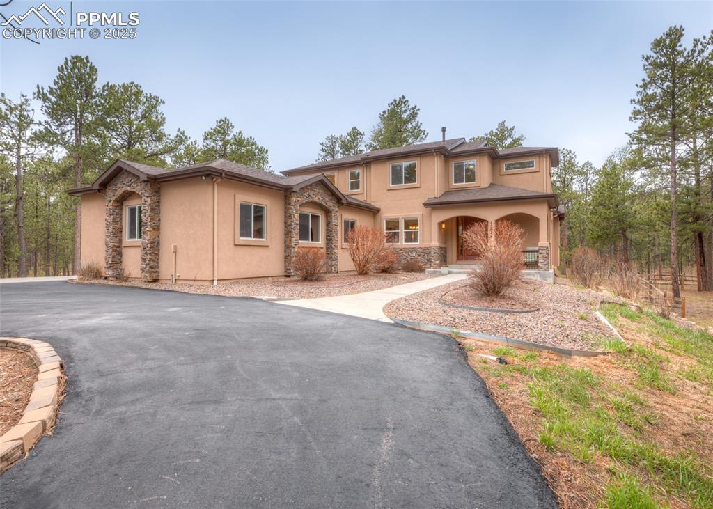 15948 Huckleberry Heights, Colorado Springs, CO 80908