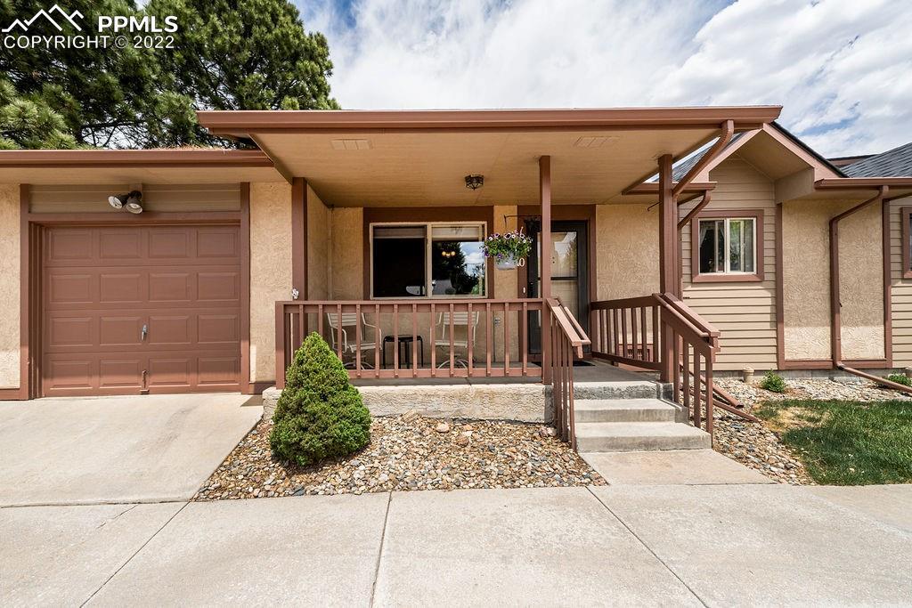 1060 Lutheran Way, Colorado Springs, CO 80915