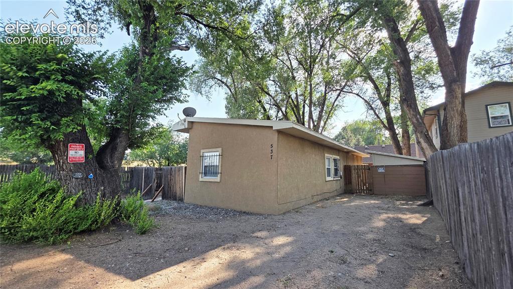 537 Crockett Ln., Colorado Springs, CO 80905