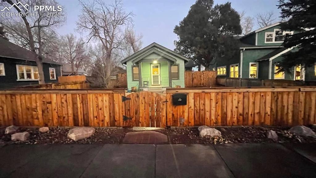 921 N Corona St., Colorado Springs, CO 80903