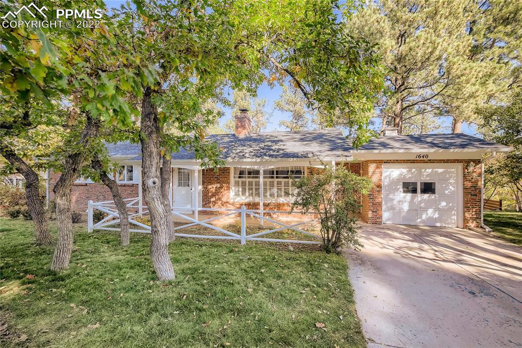 1640 Mesa Ave., Colorado Springs, CO 80906