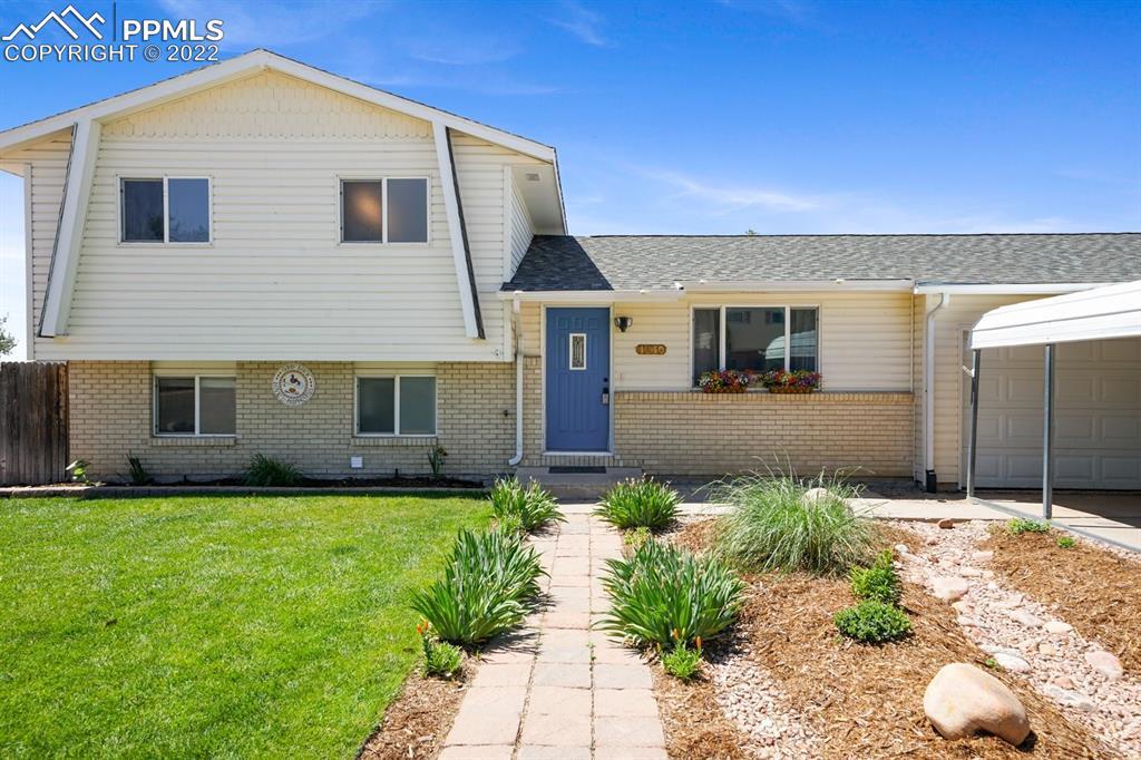 1810 Mineola St., Colorado Springs, CO 80915