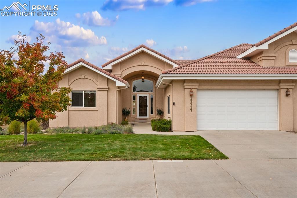 13717 Paradise Villas Grove, Colorado Springs, CO 80921