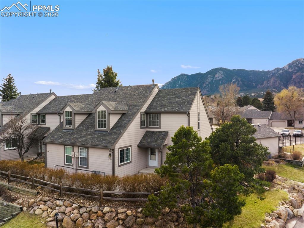 282 Cobblestone Dr., Colorado Springs, CO 80906