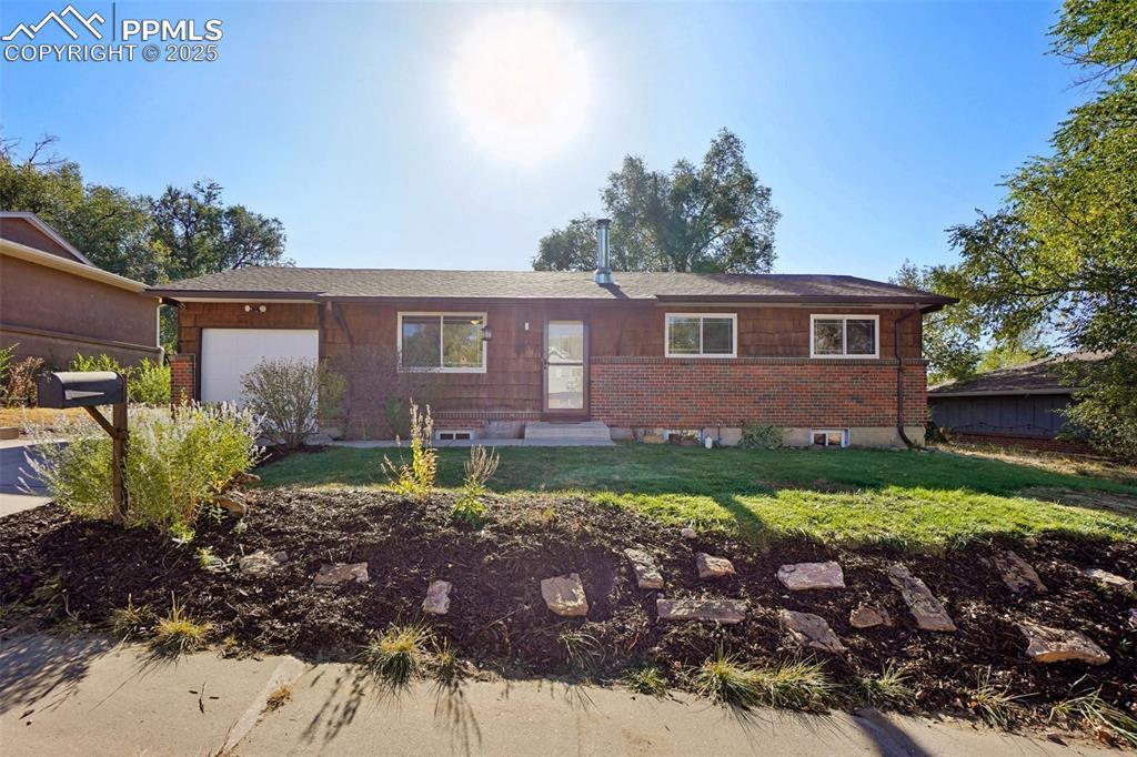 1311 Yosemite Dr., Colorado Springs, CO 80910