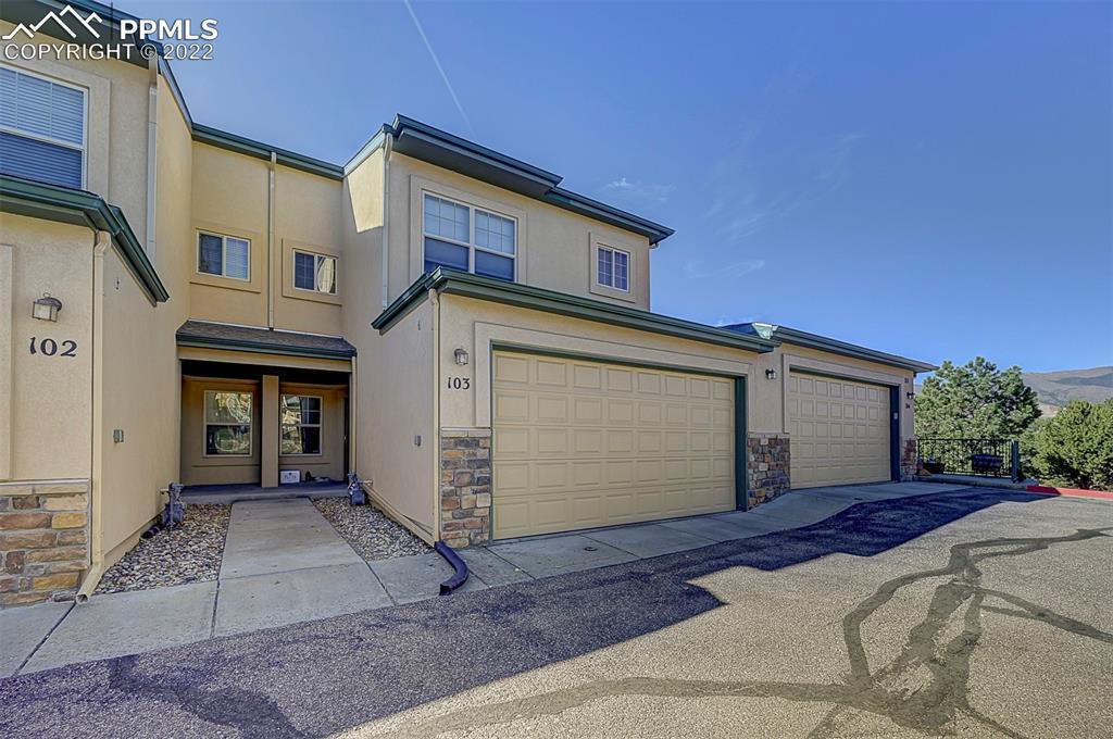 211 Eagle Summit Point #103, Colorado Springs, CO 80919
