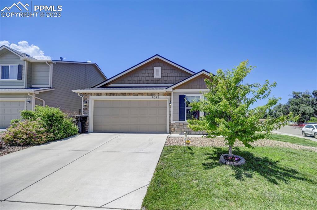 4092 Silver Star Grove, Colorado Springs, CO 80911