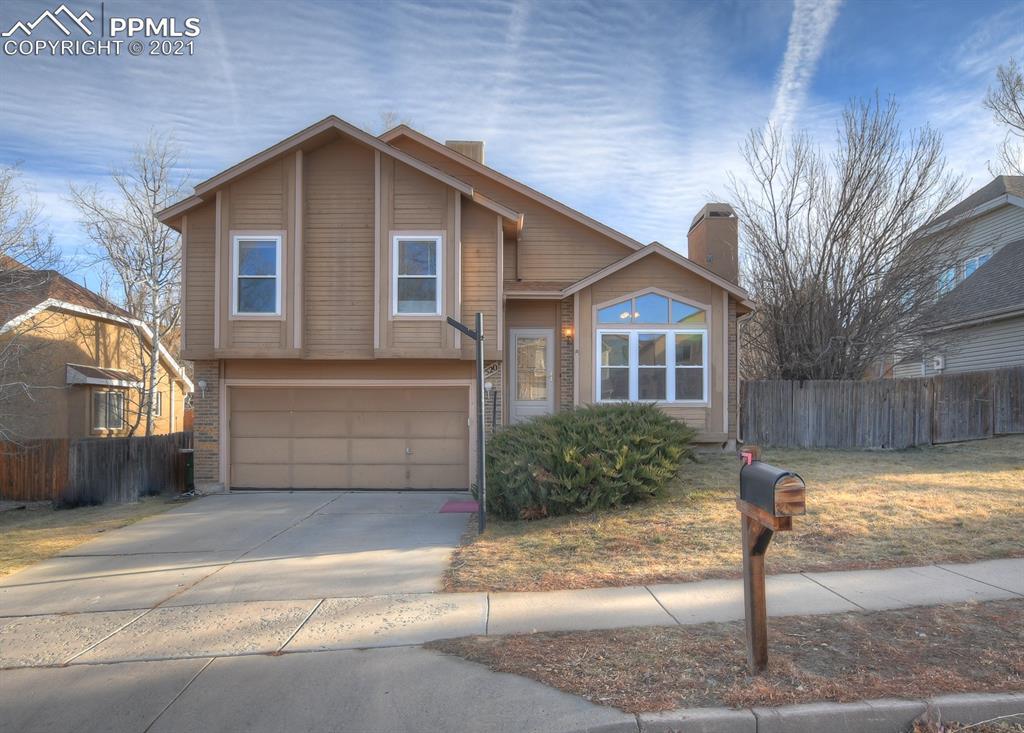 7520 Montarbor Dr., Colorado Springs, CO 80918