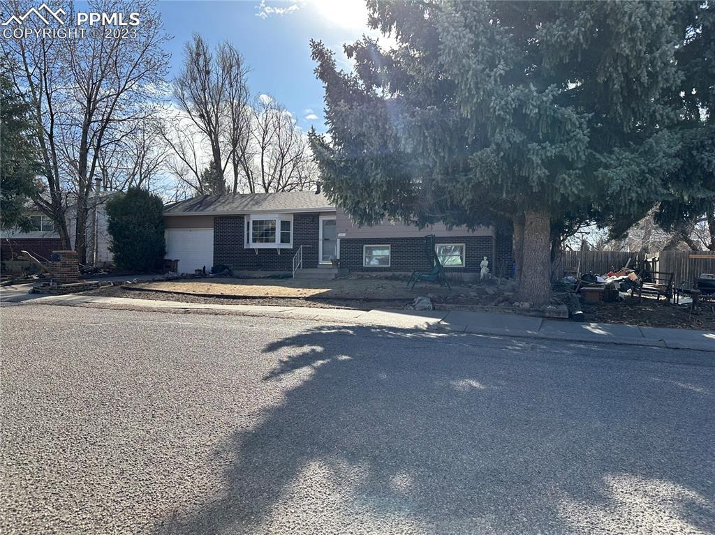 1307 Kern St., Colorado Springs, CO 80915
