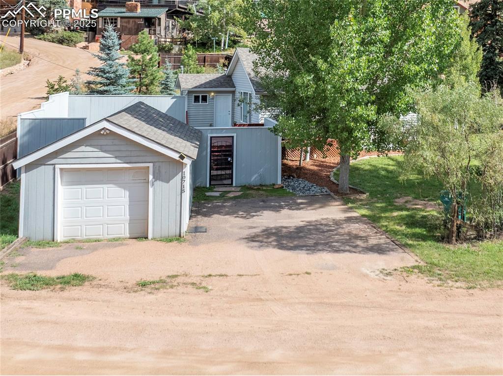 10715 Ute Pass Ave., Green Mountain Falls, CO 80819