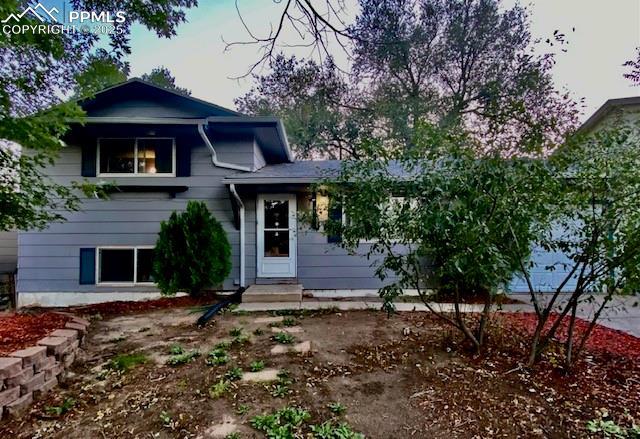 2236 Fernwood Dr., Colorado Springs, CO 80910