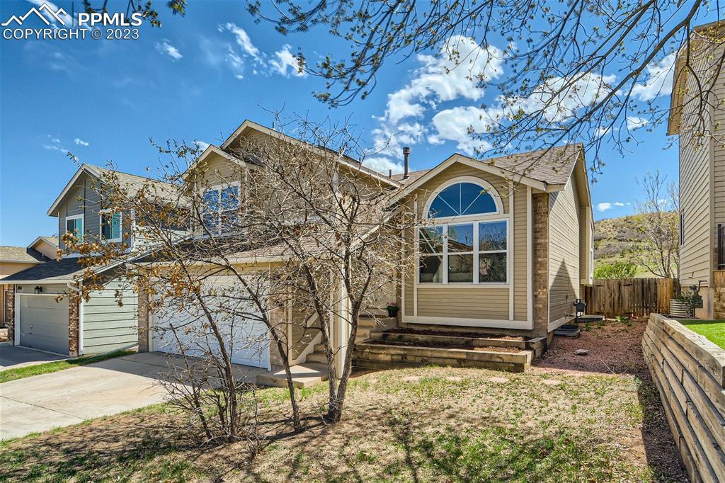 2659 Front Royal Dr., Colorado Springs, CO 80919