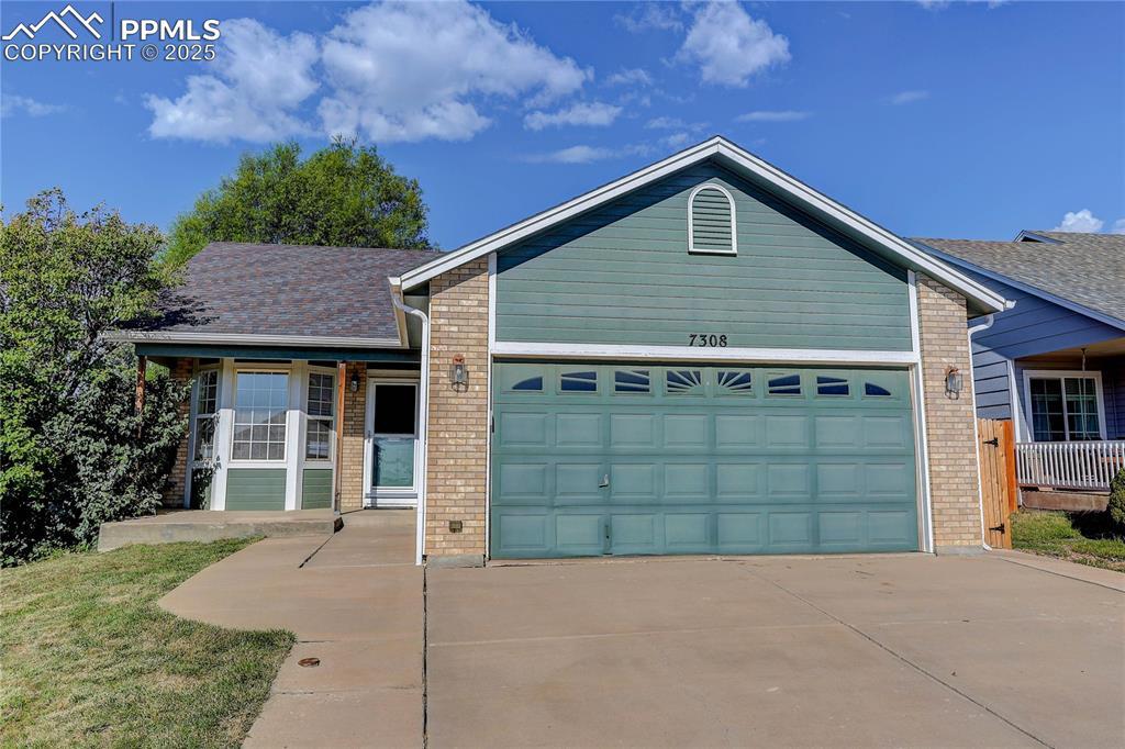 7308 Coral Ridge Dr., Colorado Springs, CO 80925