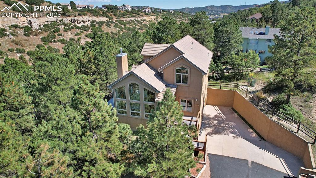 525 Popes Valley Dr., Colorado Springs, CO 80919