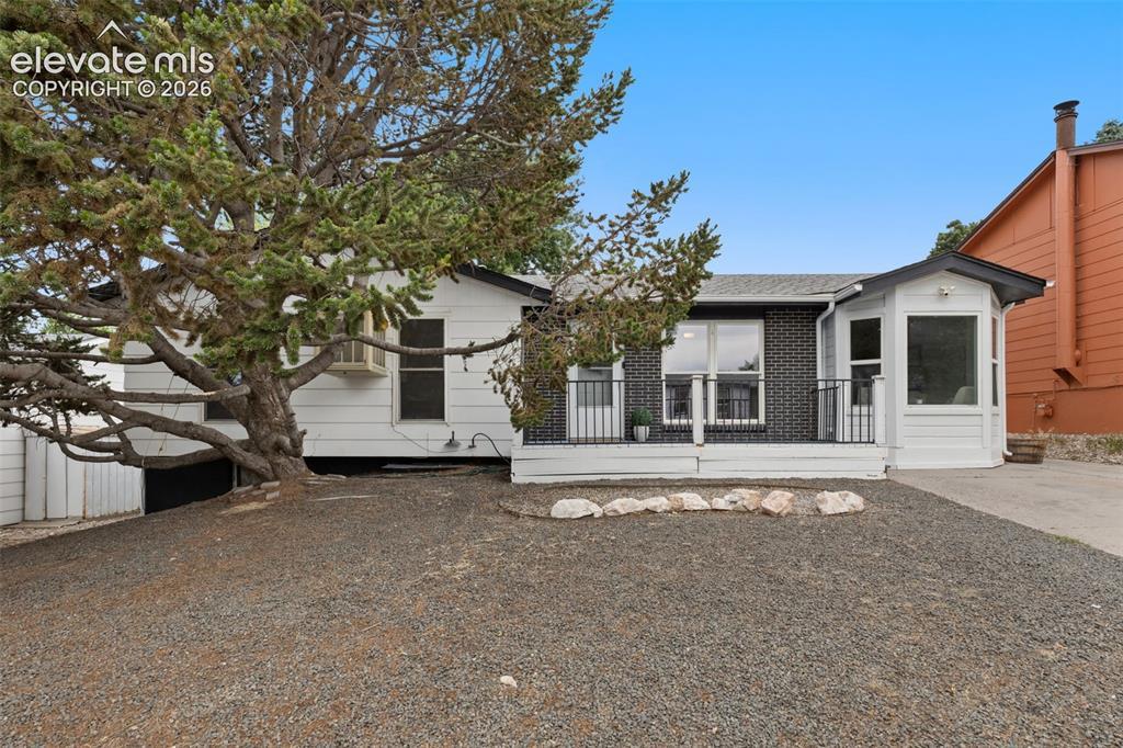 28 Frost Ln., Colorado Springs, CO 80916