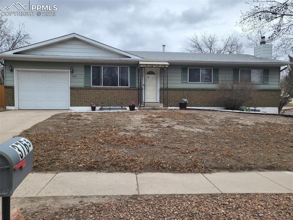3765 N Carefree Cir., Colorado Springs, CO 80917