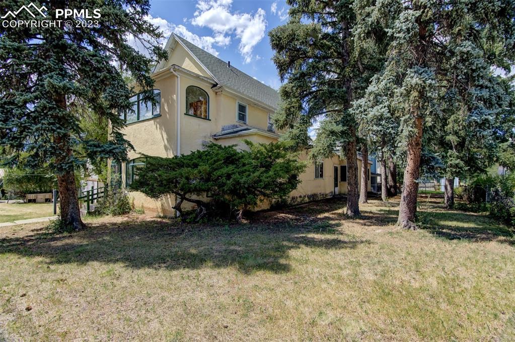 2801 W Uintah St., Colorado Springs, CO 80904