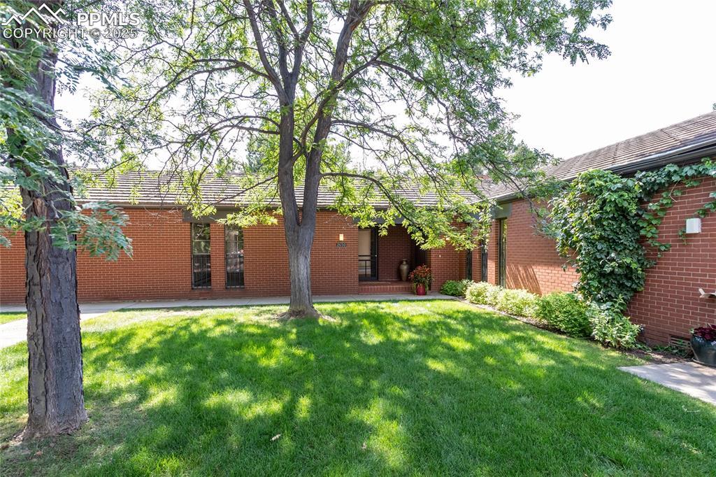 2650 Spring Grove Ter., Colorado Springs, CO 80906