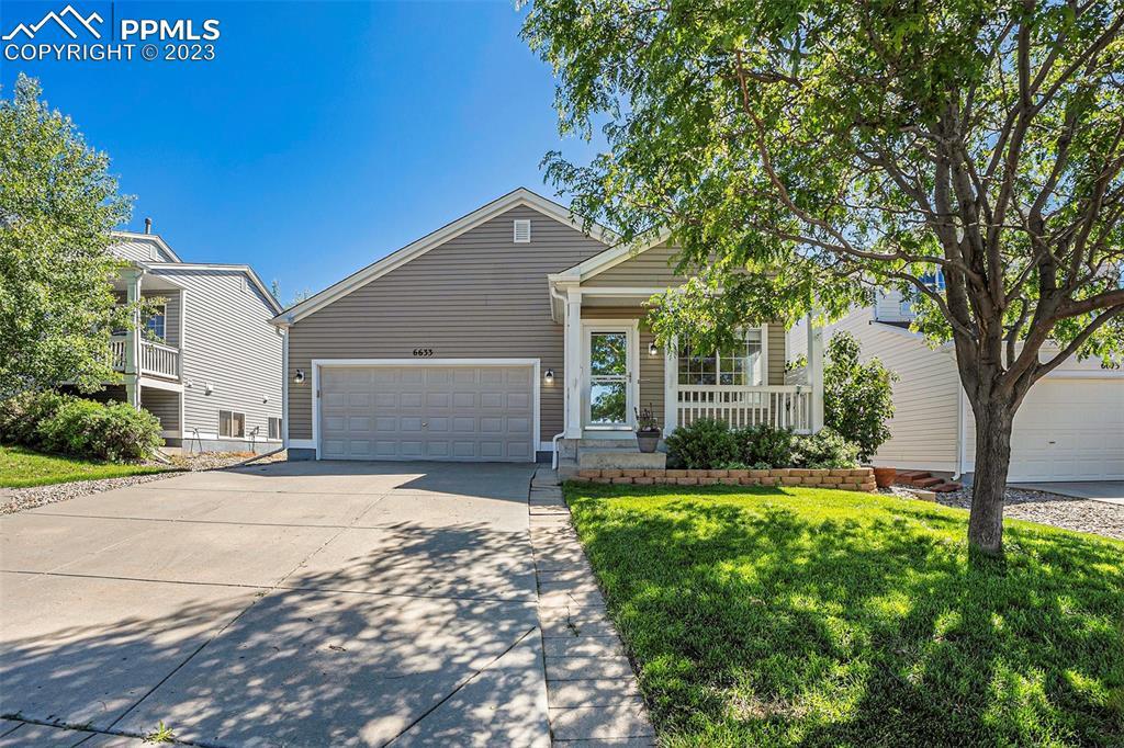 6633 Harvey Ln., Colorado Springs, CO 80923