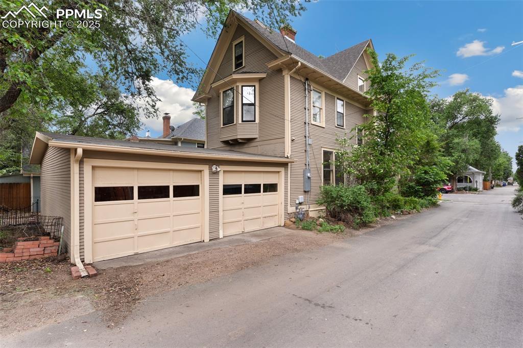 120 E Espanola St., Colorado Springs, CO 80907