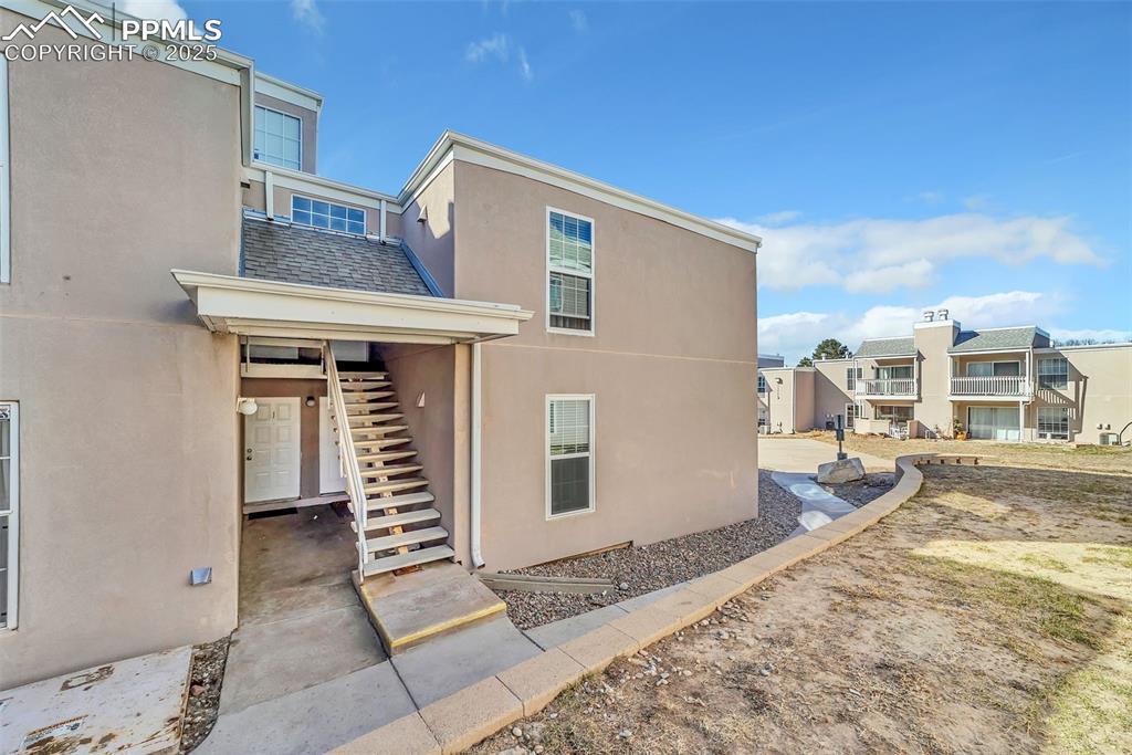3220 Van Teylingen Dr. #L, Colorado Springs, CO 80917
