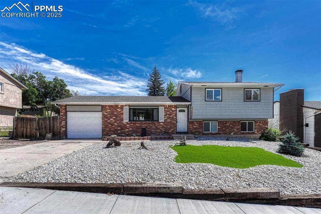 1770 Sawyer Way, Colorado Springs, CO 80915