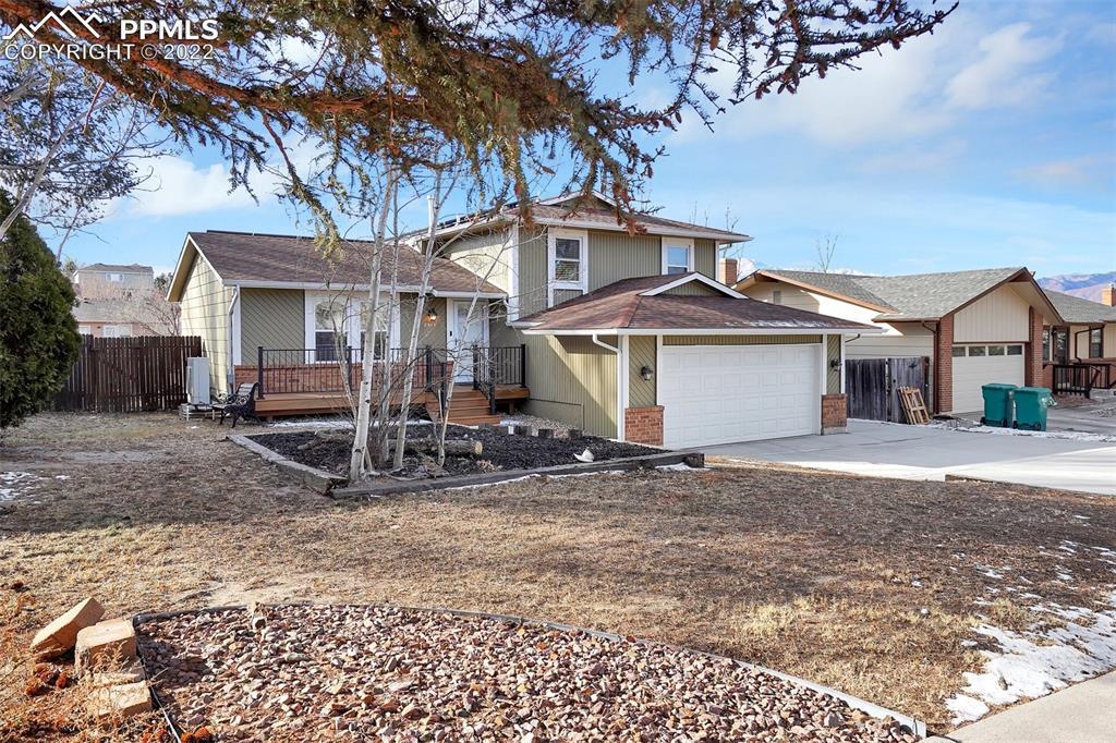 2515 Maroon Bells Ave., Colorado Springs, CO 80918