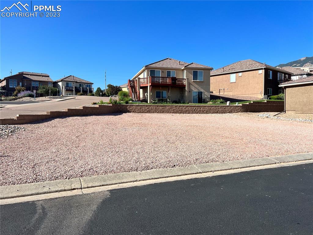 2133 Lone Willow View, Colorado Springs, CO 80904