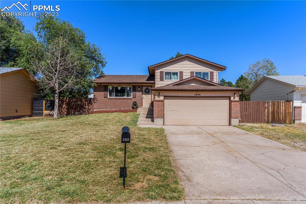 1945 Mineola St., Colorado Springs, CO 80915