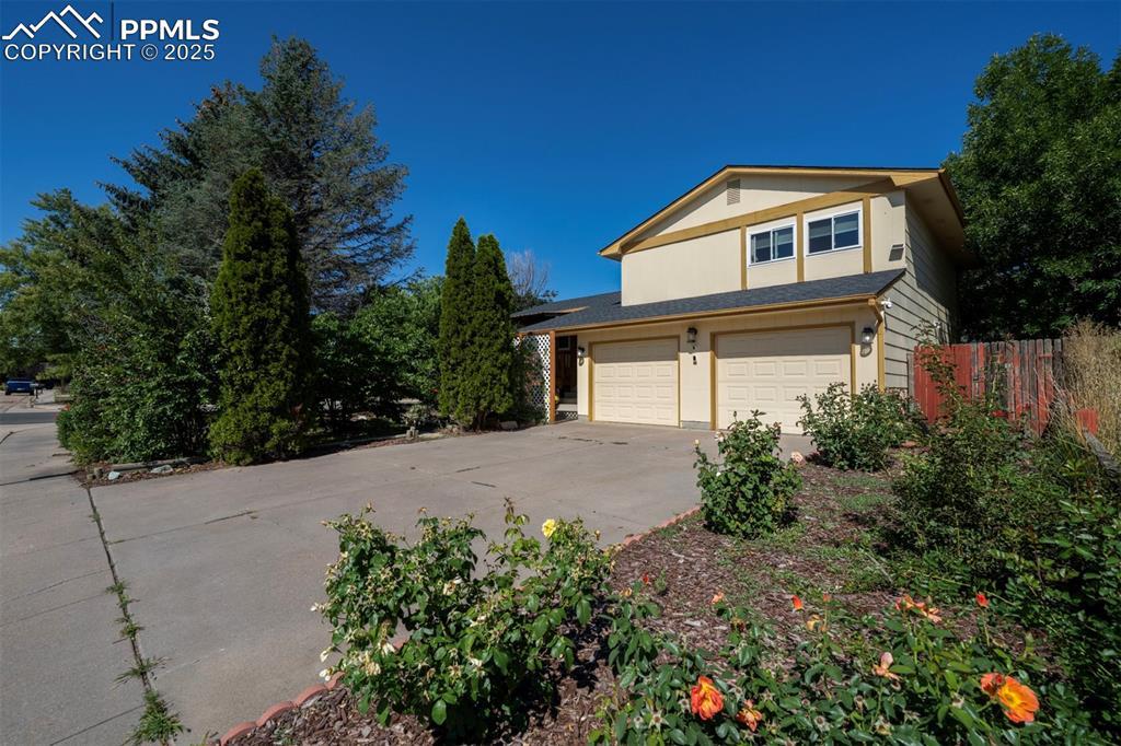 6770 Brook Forest Dr., Colorado Springs, CO 80911