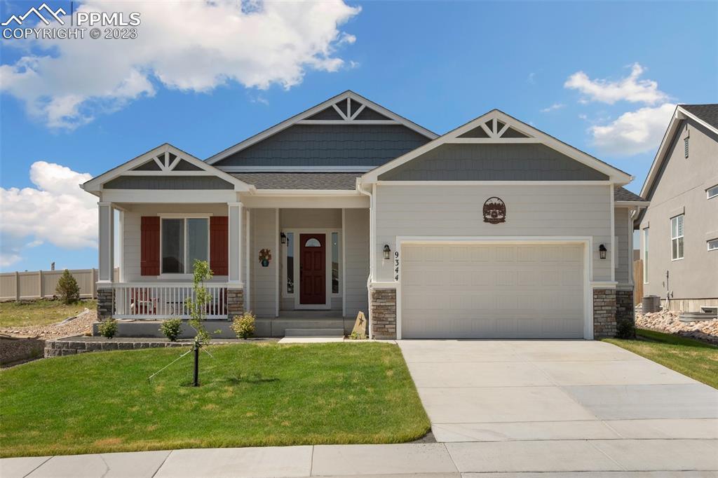 9344 Beaver Brook Dr., Colorado Springs, CO 80908