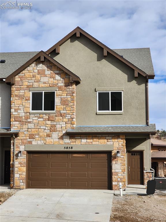 5858 Villa Lorenzo Dr., Colorado Springs, CO 80919