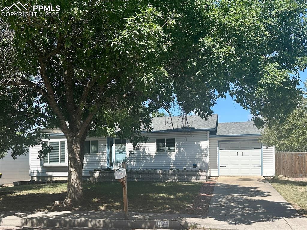 1970 Bula Dr., Colorado Springs, CO 80915