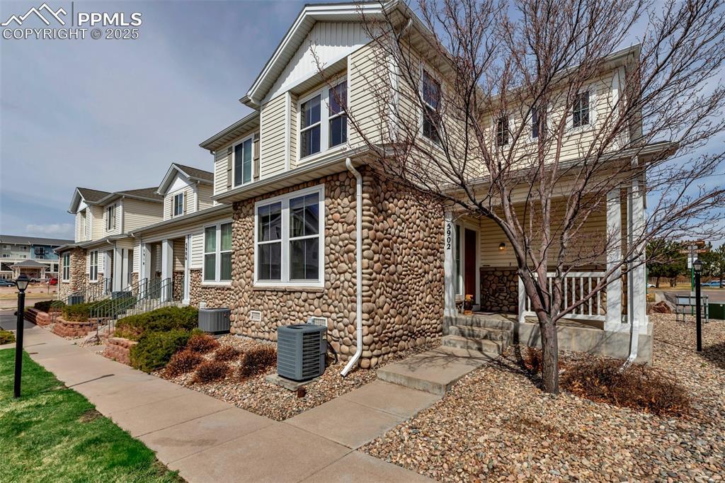 5902 Chorus Heights, Colorado Springs, CO 80923
