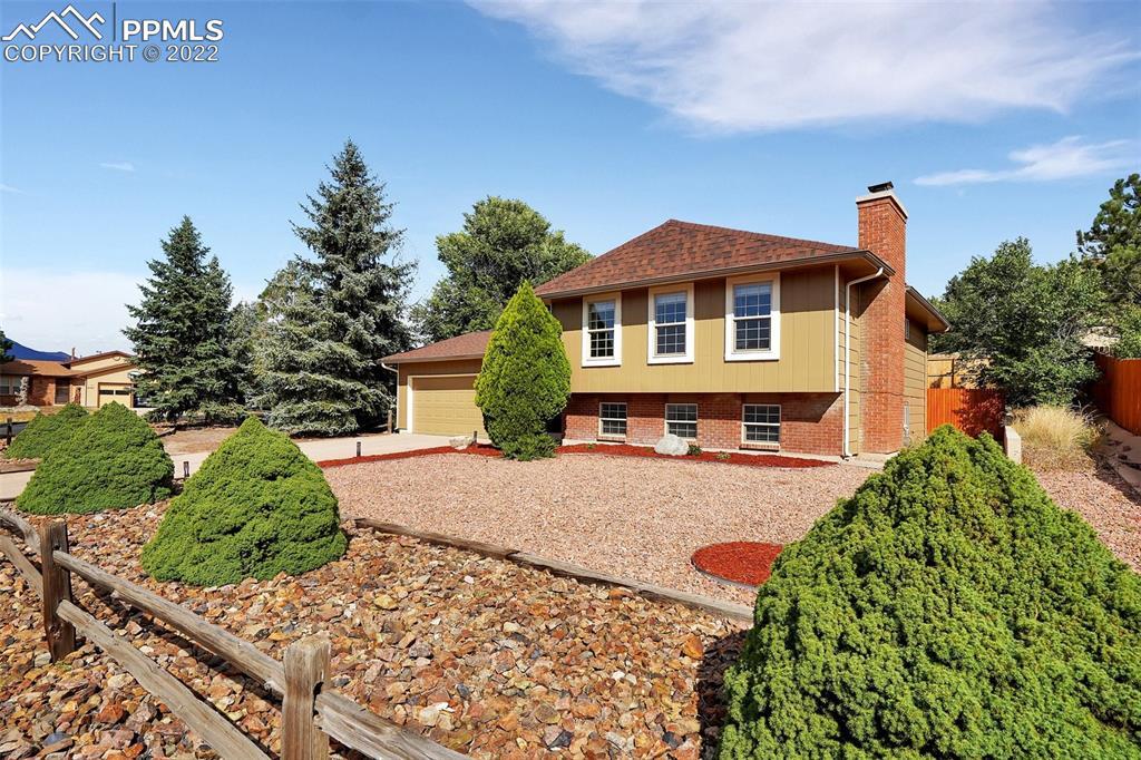 2114 W Peacemaker Ter., Colorado Springs, CO 80920
