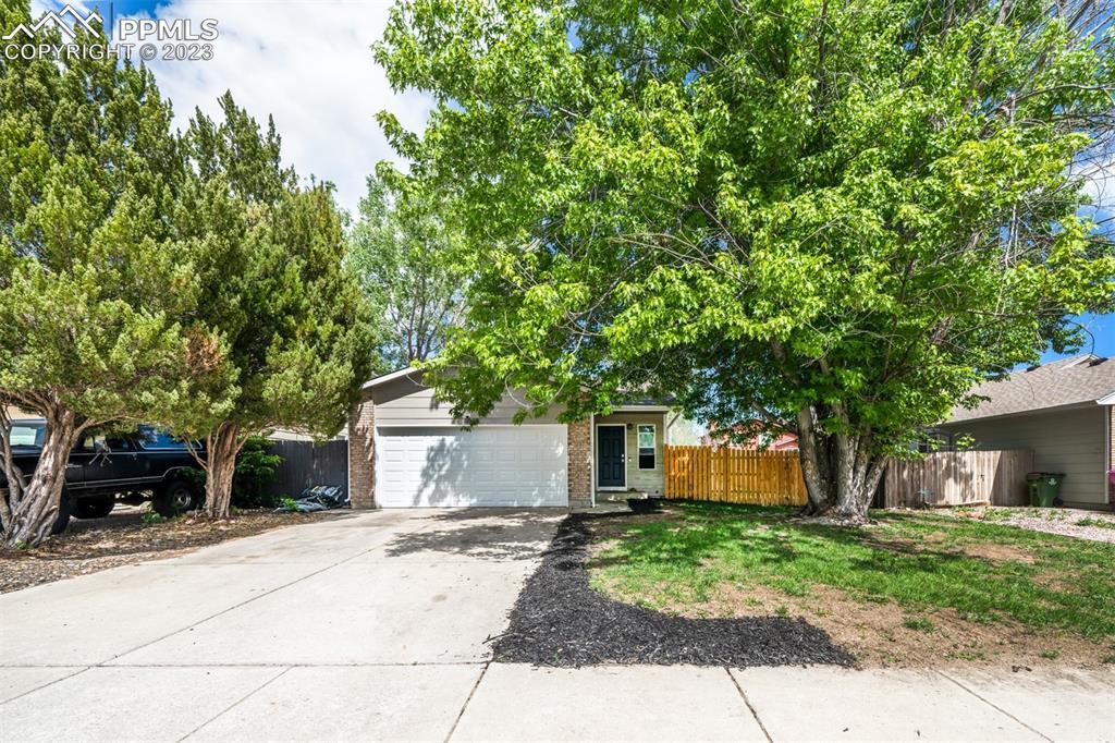 580 Upton Dr., Colorado Springs, CO 80911