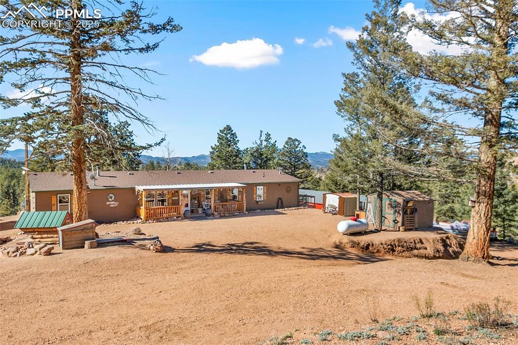 2028 Crystal Peak Dr., Lake George, CO 80827